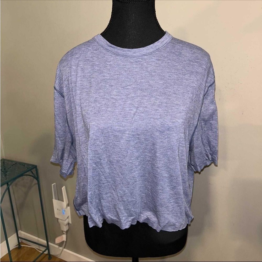 Lululemon Cropped Tee